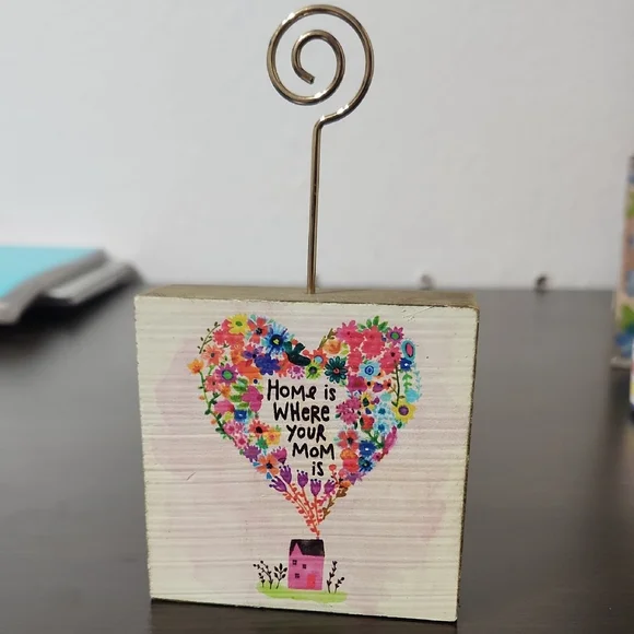 Photo or Note Holder Floral Design - Picture 1 of 4